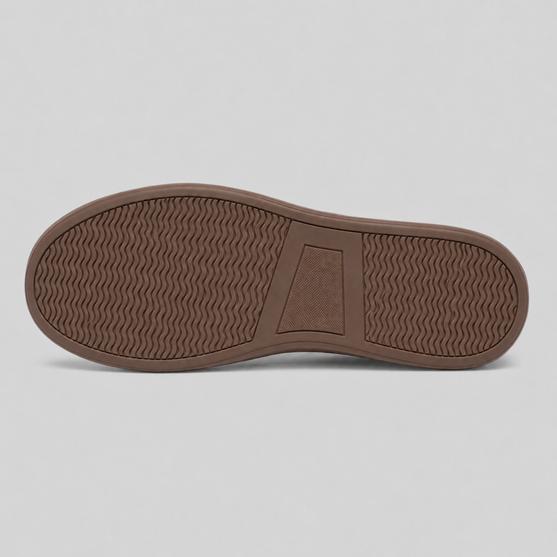 Rove worn on a pavement